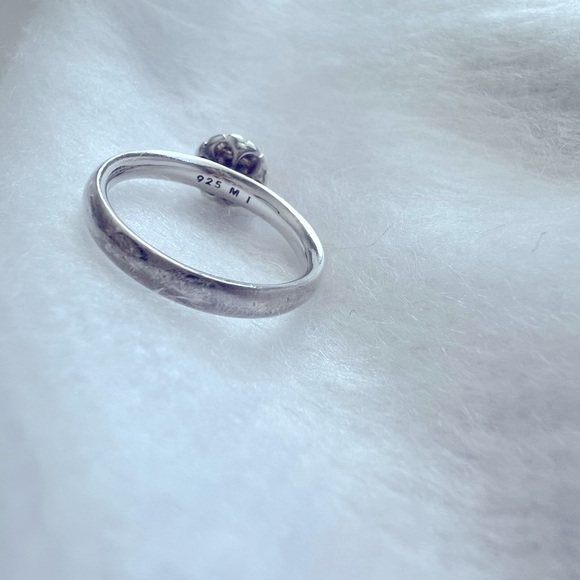 Stunning Sterling Silver ring with an Amber Stone. Size 7. - Picture 5 of 12